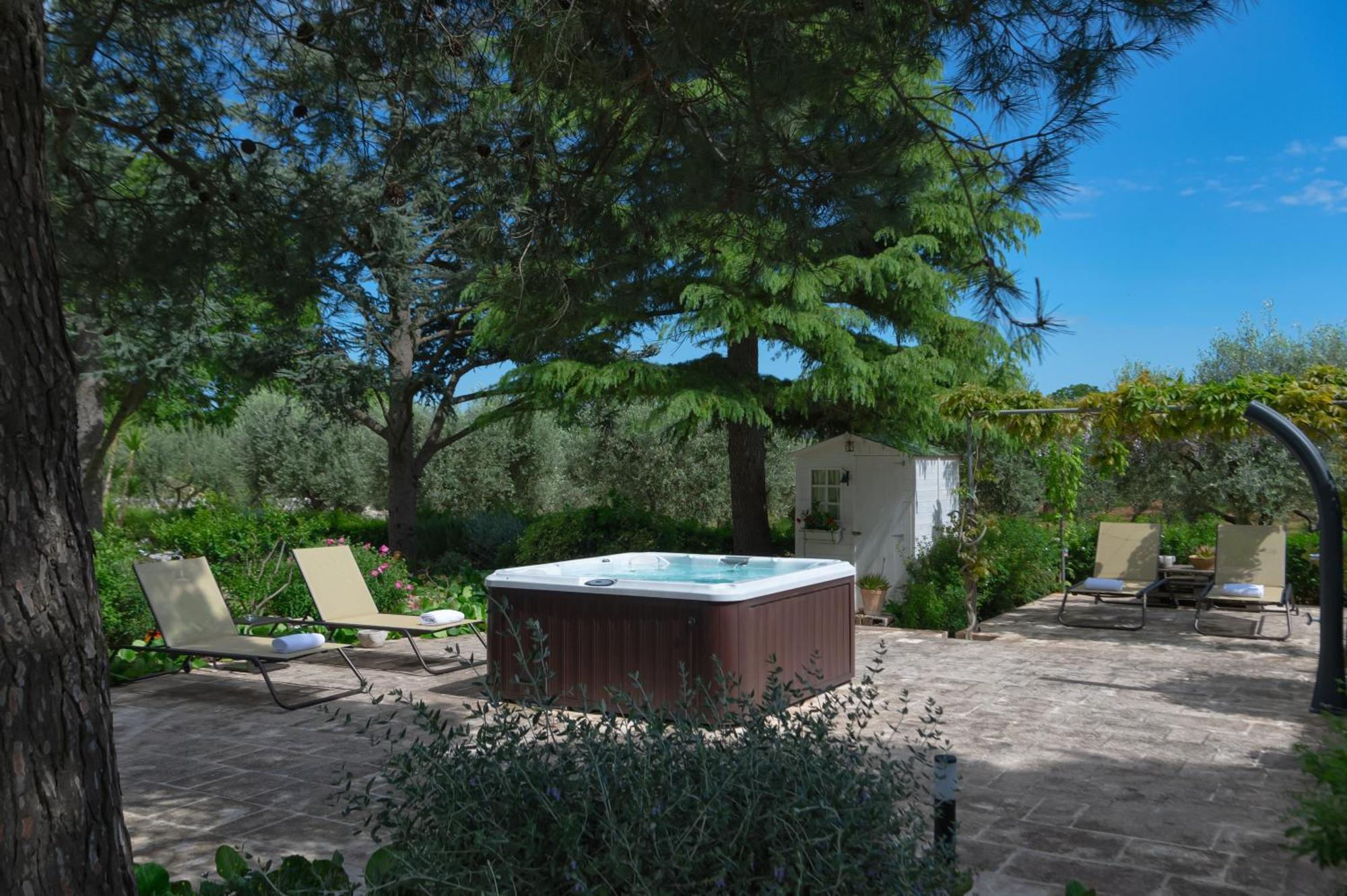Agriturismo Masseria Aprile Locorotondo Exterior photo